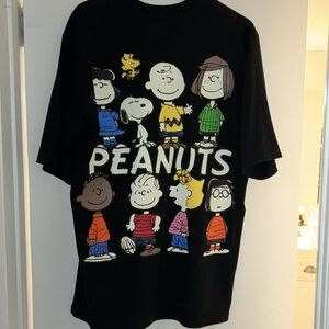 Oversized Snoopy & Friends shirt
